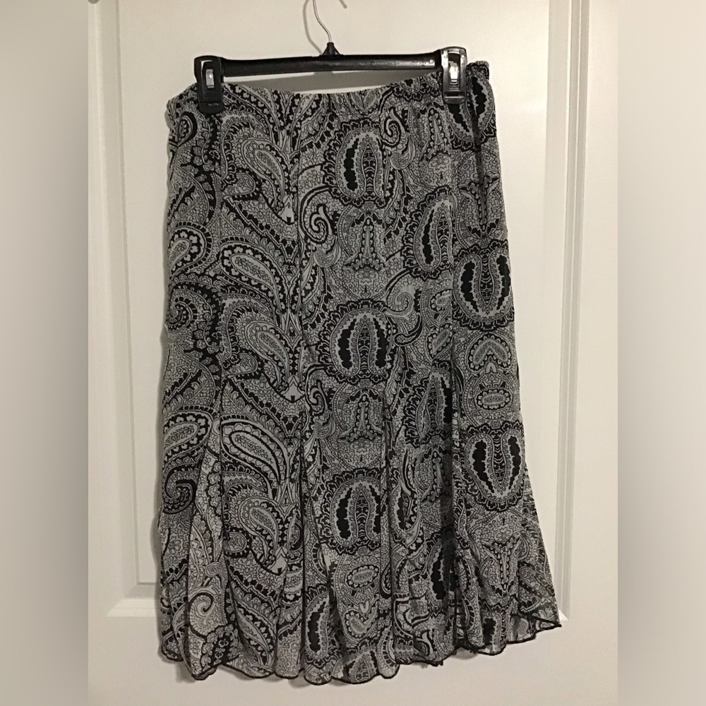 Kim Rogers Black and White Paisley Skirt Size 6